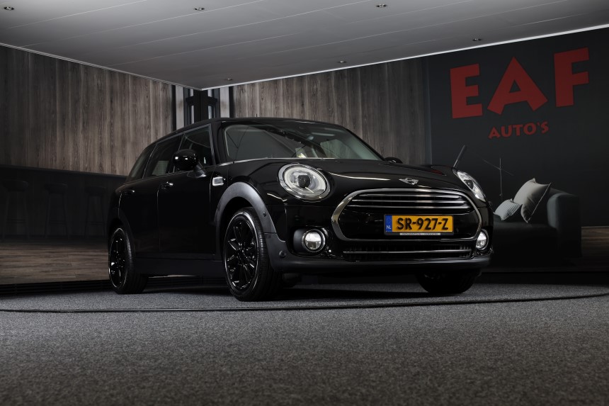 MINI Clubman 1.5 Cooper Chili Serious Business Automaat