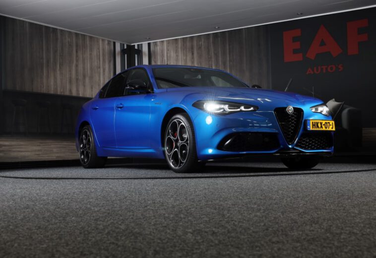 Alfa Romeo GIULIA 2.0 T 280 Pk GME AWD Tributo Italiano Automaat