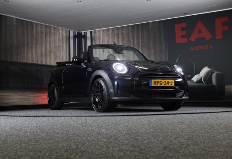 Mini Cabrio 1.5 Cooper Sport Pakket Automaat