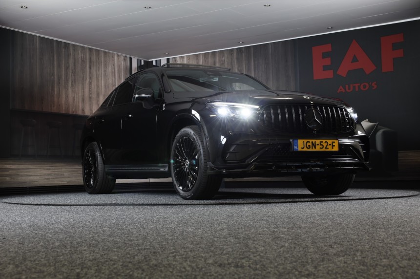 Mercedes-Benz GLC-klasse Coupé 300e 4MATIC AMG 63 Look Automaat