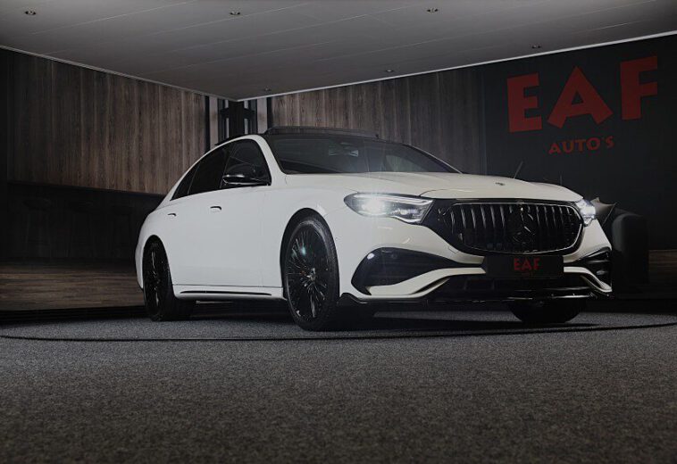 Mercedes-Benz E-klasse 400 e 4MATIC AMG 53 Look Automaat