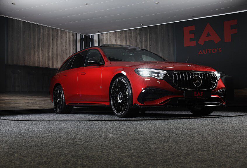 Mercedes-Benz E-klasse Estate 300e AMG 53 Look Automaat