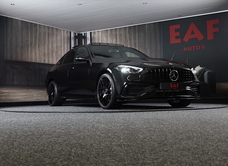 Mercedes-Benz C-klasse 300 e AMG 63 Look Automaat