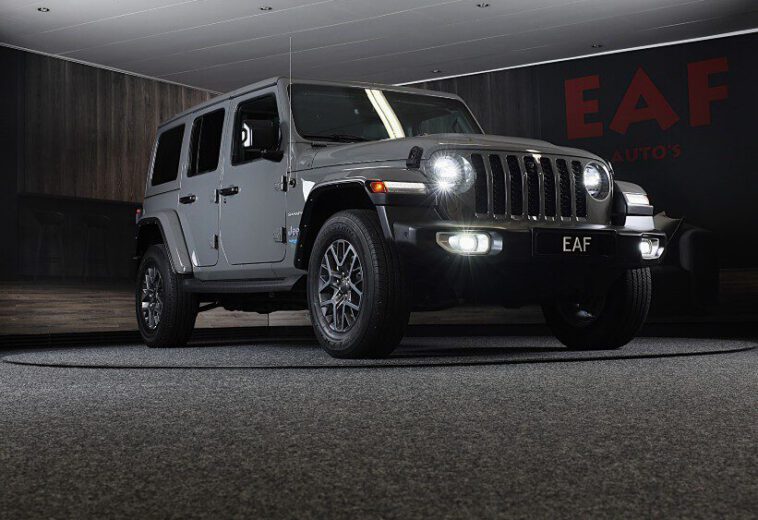 Jeep WRANGLER UNLIMITED 4xe 380 80th Sahara Automaat