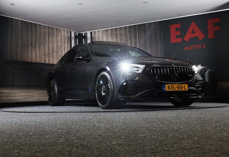 Mercedes-Benz E-klasse 300 e AMG 53 Look Automaat