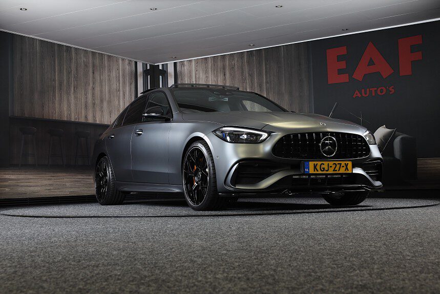 Mercedes-Benz C-klasse 300 e AMG 63 Look Automaat