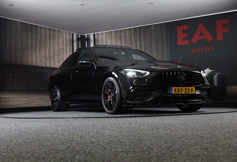 Mercedes-Benz C-klasse 300 e AMG 63 Look Automaat