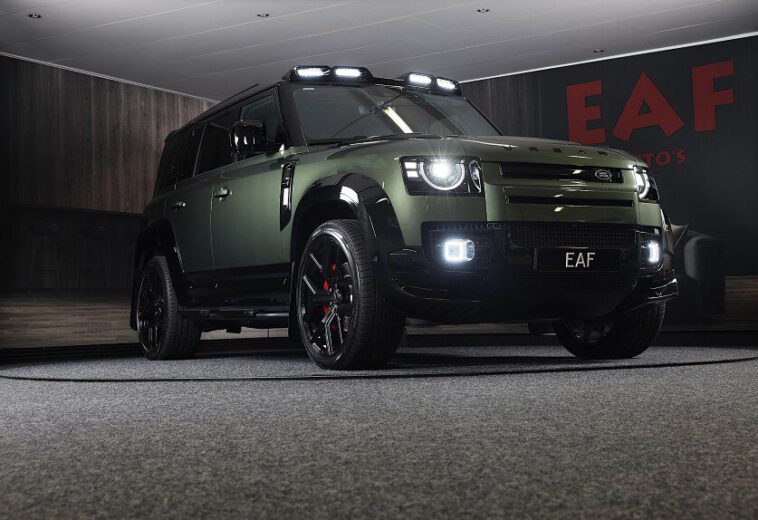 Land Rover Defender 110 2.0 P300e 110 X-Dynamic URBAN Facelift Automaat