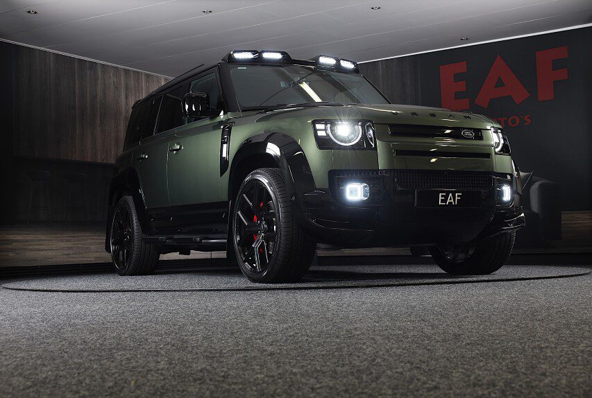 Land Rover Defender 110 2.0 P300e 110 X-Dynamic URBAN Facelift Automaat