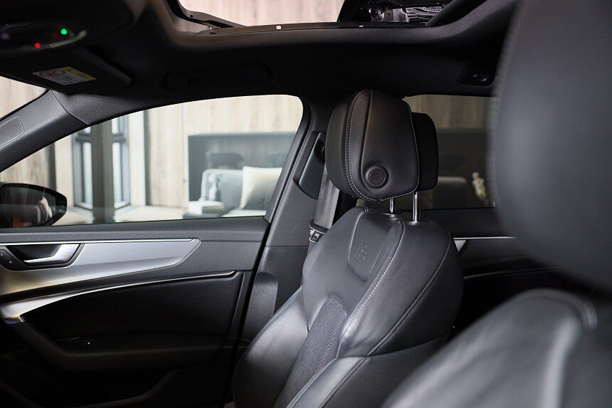 3Q1A7440
